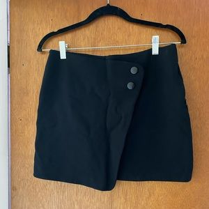 Cute Sézane black mini skirt